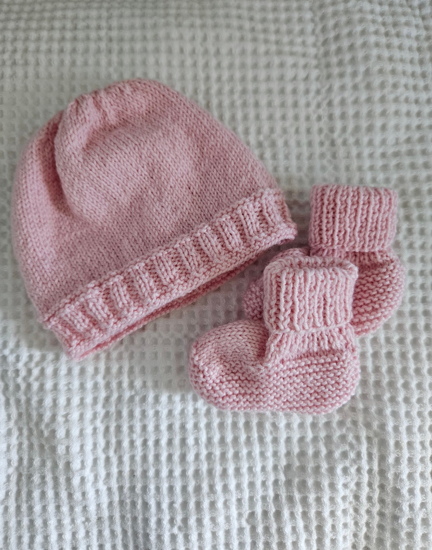 Merino hat and bootie set