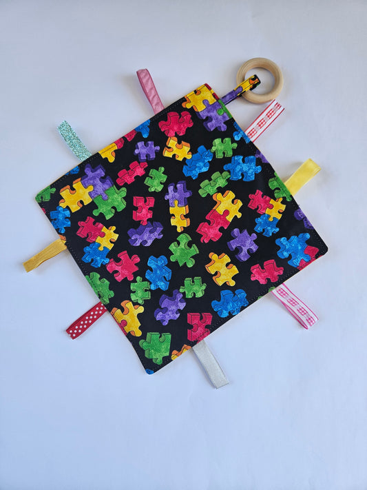 Crinkle square baby toy